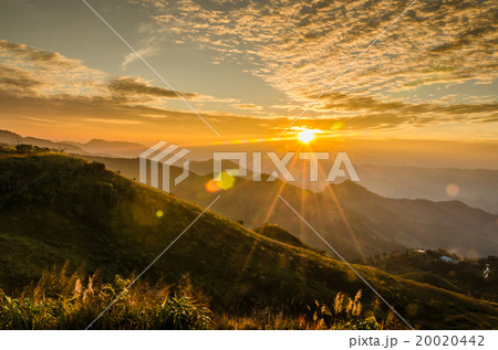 Sunset in PhaTung Mountain, Chiang Rai, Thailand 20020442