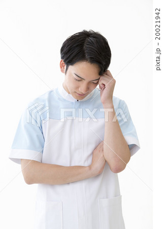 考える介護福祉士 考える介護福祉士 20021942