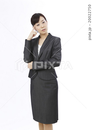 働く女性 20022750