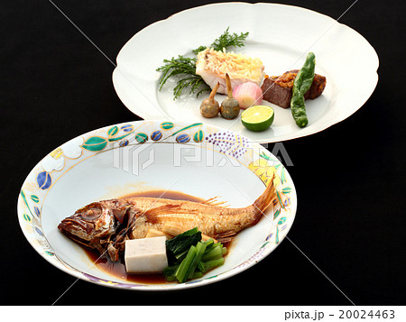 料亭の煮魚と焼き物 20024463
