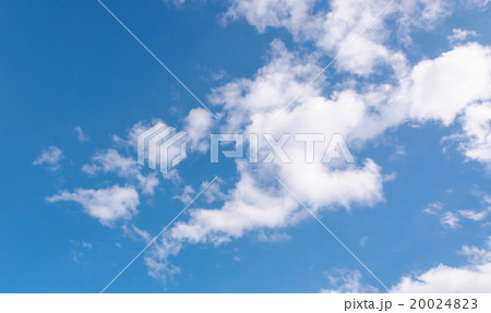 White clouds in blue sky. White clouds in blue sky. 20024823