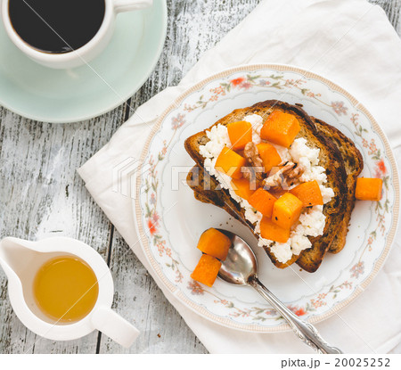 toast with caramelized pumpkin, cheese and nuts toast with caramelized pumpkin, cheese and nuts 20025252