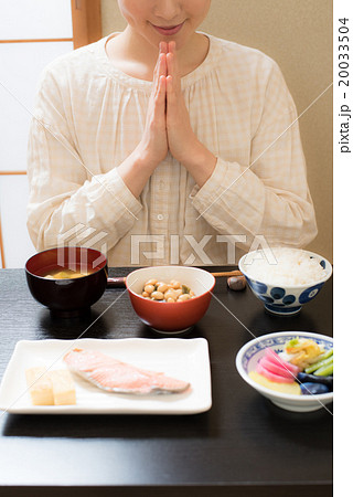 和食　食事シーン 20033504