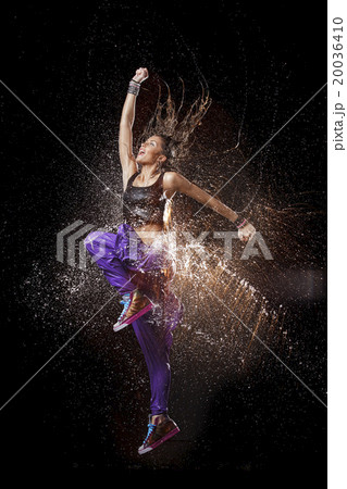 Water splash motion 20036410