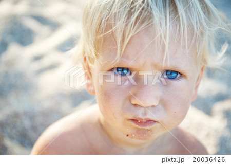 gloomy blond angel 20036426