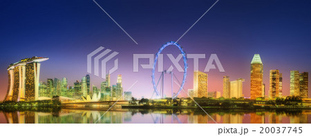 Singapore Skyline and view of Marina Bay Singapore Skyline and view of Marina Bay 20037745