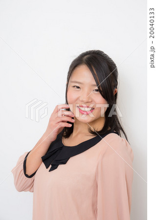 10代女性 20040133