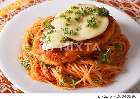 Italian food Italian food 20040996