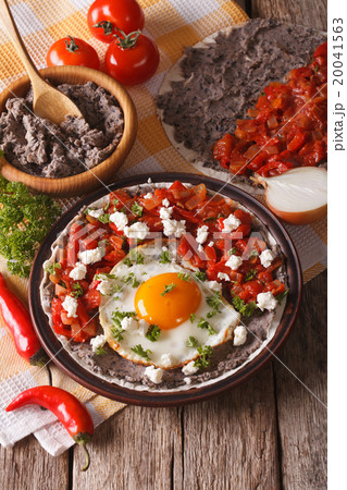 Mexican breakfast 20041563