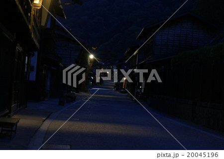 夜の奈良井宿 20045196