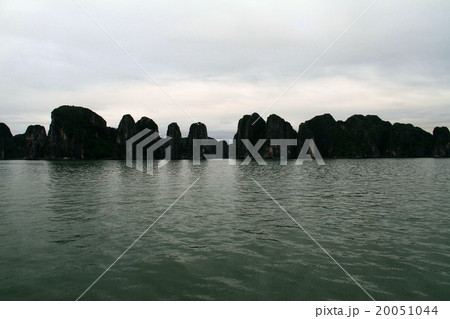 ハロン湾（ベトナム） 20051044