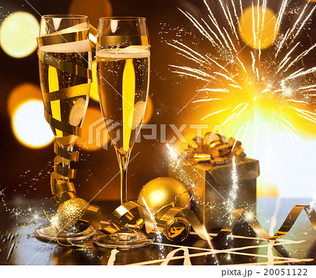Toasting with champagne glasses Toasting with champagne glasses 20051122