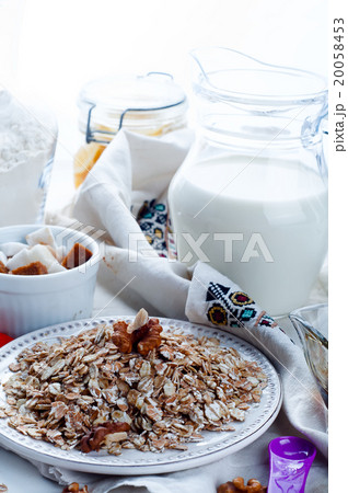 Oatmeal porridge with  glass of milk  20058453