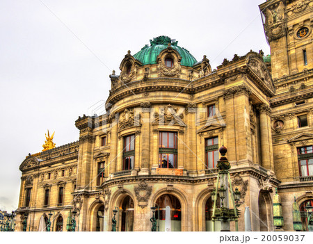 Palais Garnier, a famous opera house in Paris 20059037