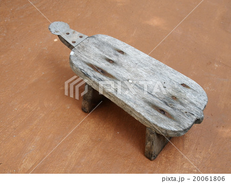 retro vintage THAI antique wood coconut grater 20061806