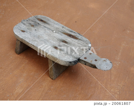 retro vintage THAI antique wood coconut grater 20061807
