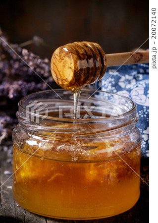 Honey, blueberries and lavender Honey, blueberries and lavender 20072140