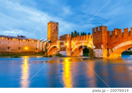 Verona. Castelvecchio on the Sunset. 20076014