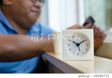 The clock displays the time ten o'clock ten minute The clock displays the time ten o'clock ten minute 20090715