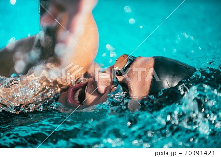 Swimming freestyle Swimming freestyle 20091421
