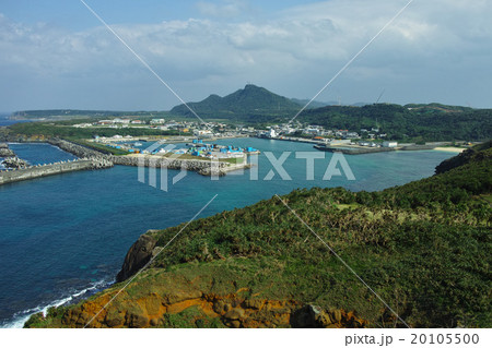 与那国島　西崎より久部良岳を望む 20105500