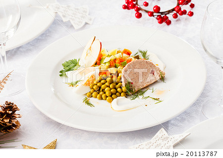 Foie gras pate with salad Foie gras pate with salad 20113787