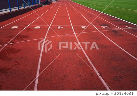 athletic track 20124031