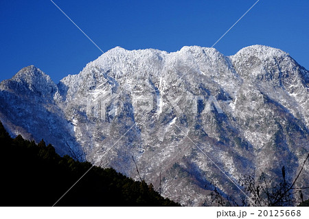 雪の大普賢岳（奈良県吉野郡川上村） 20125668