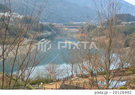 吉野川サービスエリアから見た吉野川 吉野川サービスエリアから見た吉野川 20126992