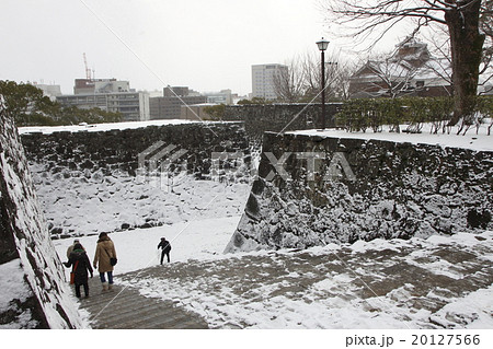 大雪の熊本城 大雪の熊本城 20127566