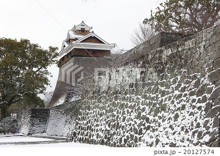 大雪の熊本城(飯田丸五階櫓) 大雪の熊本城(飯田丸五階櫓) 20127574