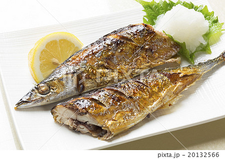 秋刀魚の塩焼き 秋刀魚の塩焼き 20132566