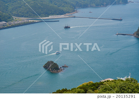 寝姿山から下田湾(毘沙子島方面)を望む、静岡 寝姿山から下田湾(毘沙子島方面)を望む、静岡 20135291