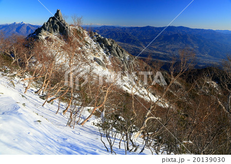 鳳凰三山 地蔵岳と八ヶ岳 奥秩父連山の写真素材