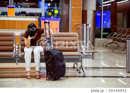 Woman missed the plane 20140042