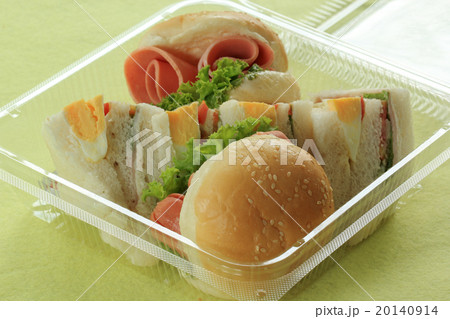 Hamburger and sandwich in box Hamburger and sandwich in box 20140914