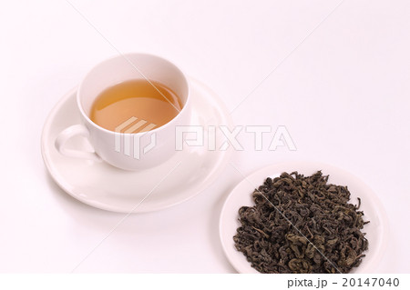 甘茶と茶葉 甘茶と茶葉 20147040