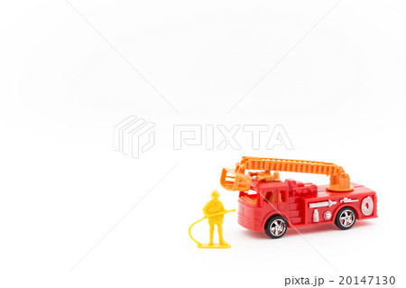 おもちゃの消防車と消防隊員: Toy Fire Truck and Firefighter おもちゃの消防車と消防隊員: Toy Fire Truck and Firefighter 20147130