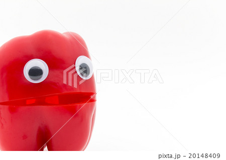目玉シール・レッドパプリカ: wiggly-eyed red bell papper 20148409