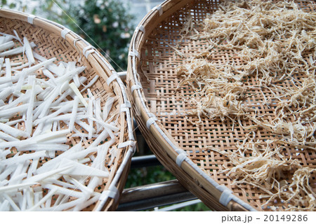 包丁による手切り干し大根の家庭料理が美味しい 手作り 包丁による手切り干し大根の家庭料理が美味しい 手作り 20149286