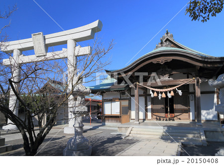 香川県三豊市、子供の守り神「津嶋神社」遥拝殿 香川県三豊市、子供の守り神「津嶋神社」遥拝殿 20150408