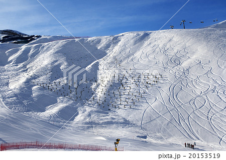 Off-piste slope at sun morning Off-piste slope at sun morning 20153519