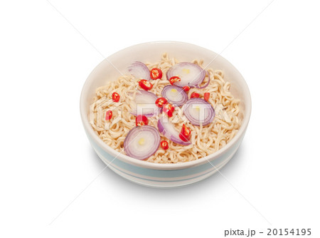 Noodle in bowl isolated, Clipping path 20154195