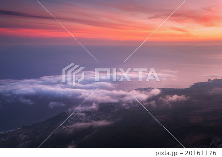 Beautiful landscape with sea, sunset and clouds Beautiful landscape with sea, sunset and clouds 20161176