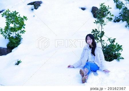 雪の中 雪の中 20162367
