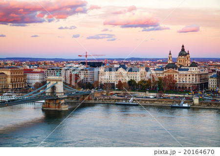 Overview of Budapest with St Stephen Basilica 20164670