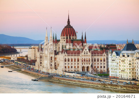 Parliament building in Budapest, Hungary 20164671