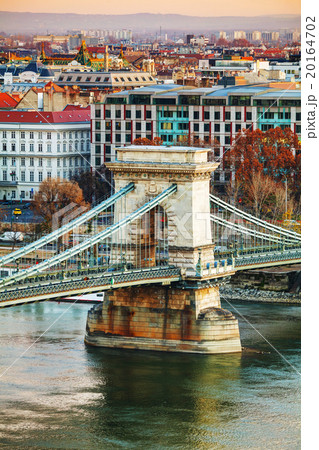 Szechenyi Chain Bridge in Budapest, Hungary Szechenyi Chain Bridge in Budapest, Hungary 20164702