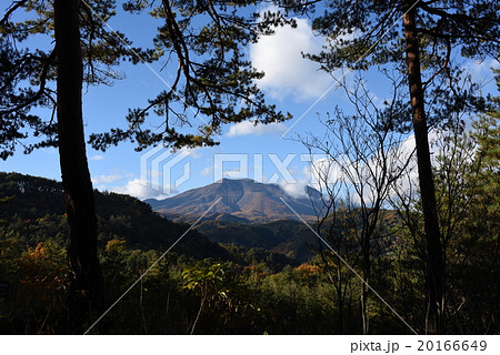 地附山からの飯綱山 地附山からの飯綱山 20166649