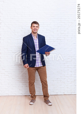 Young Business Man With Open Folder, Businessman 20173274
